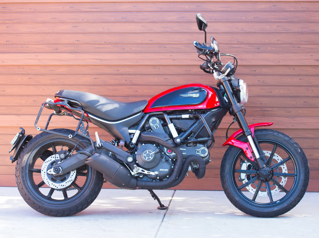 CR Motorcycle Rental PTYL景点图片
