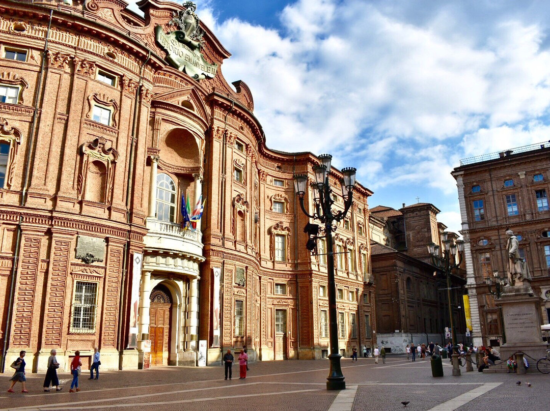 Piazza Carignano景点图片