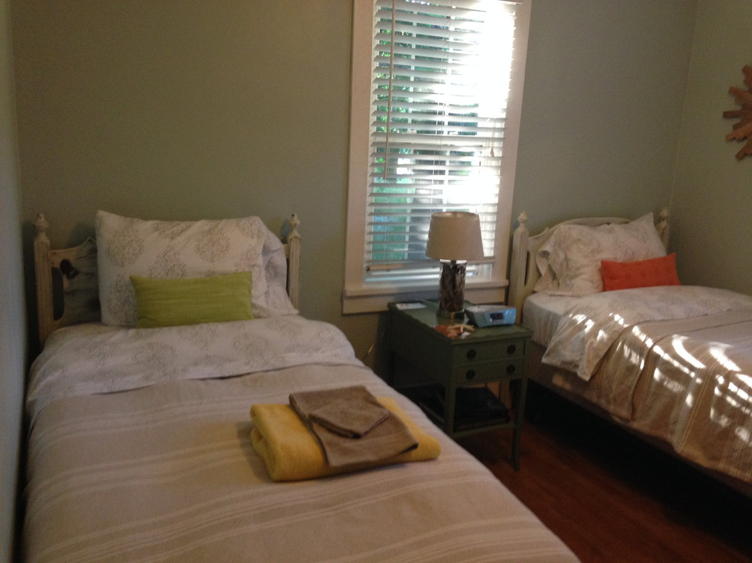 Hummingbird Bed & Breakfast Door County主图