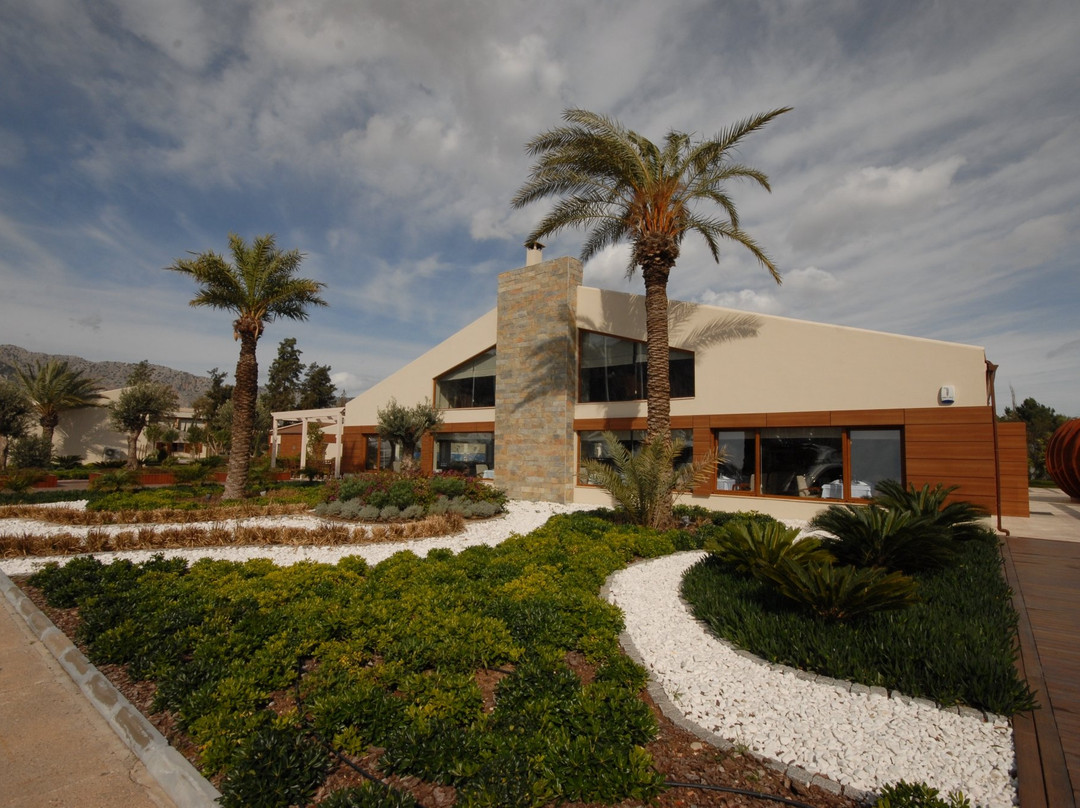 Ship Inn Marina Restaurant