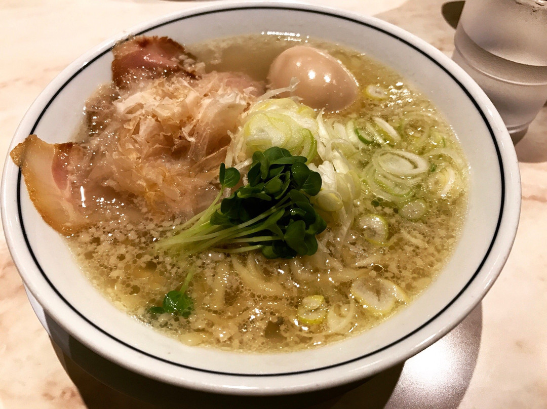 ラーメン鱗 高槻店