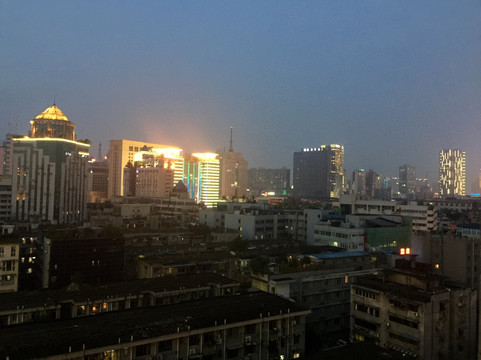 辛亥保路纪念碑-成都必去景点