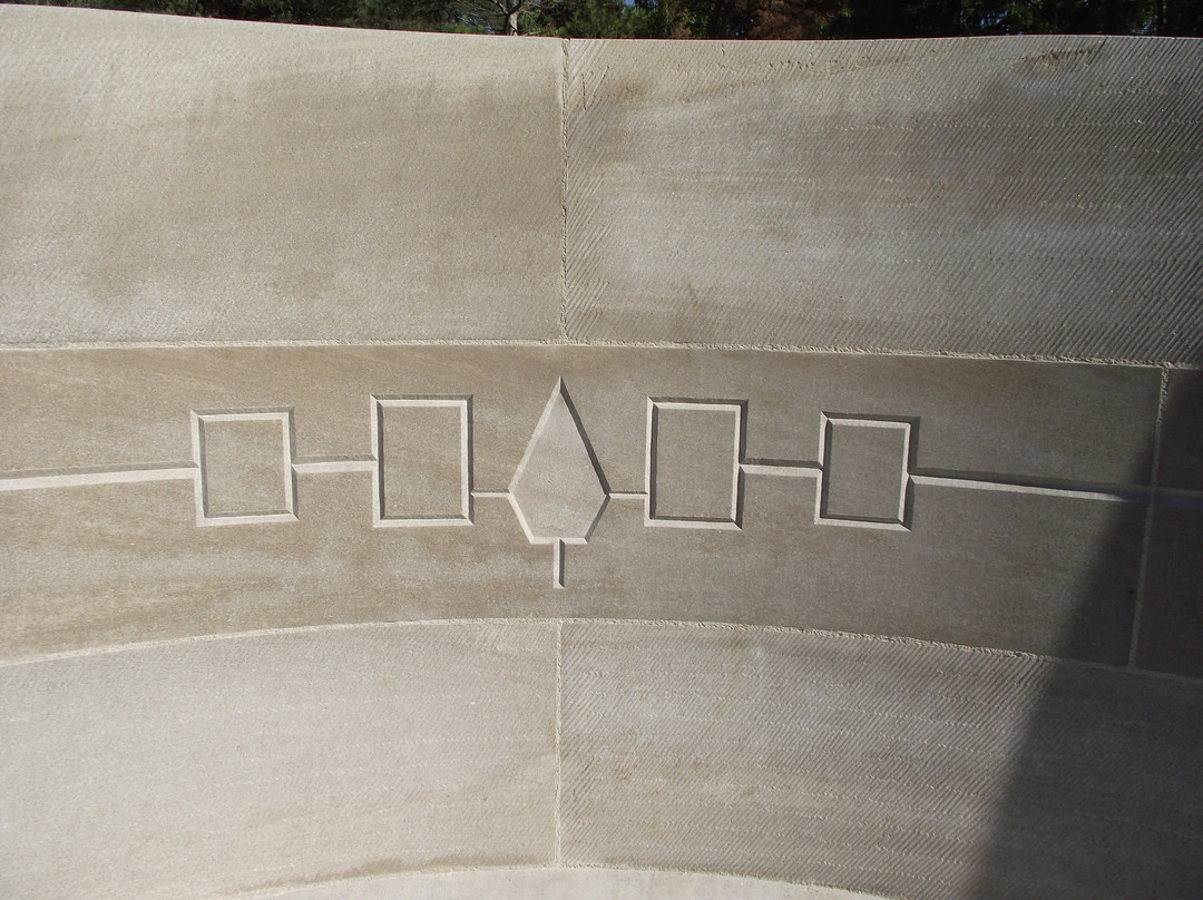 First Nations Peace Monument-Thorold必去景点