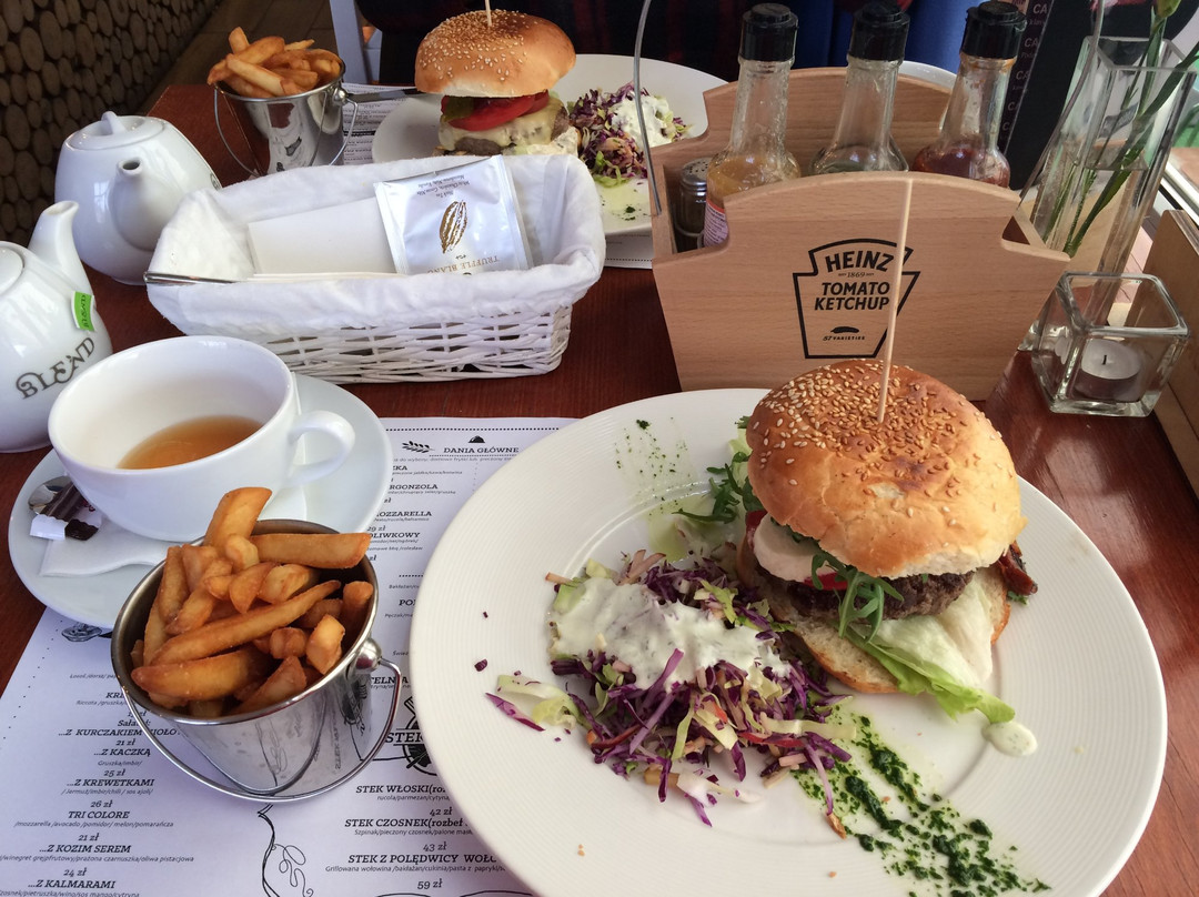 Kryniczno餐馆和美食-Zielona Oliwka