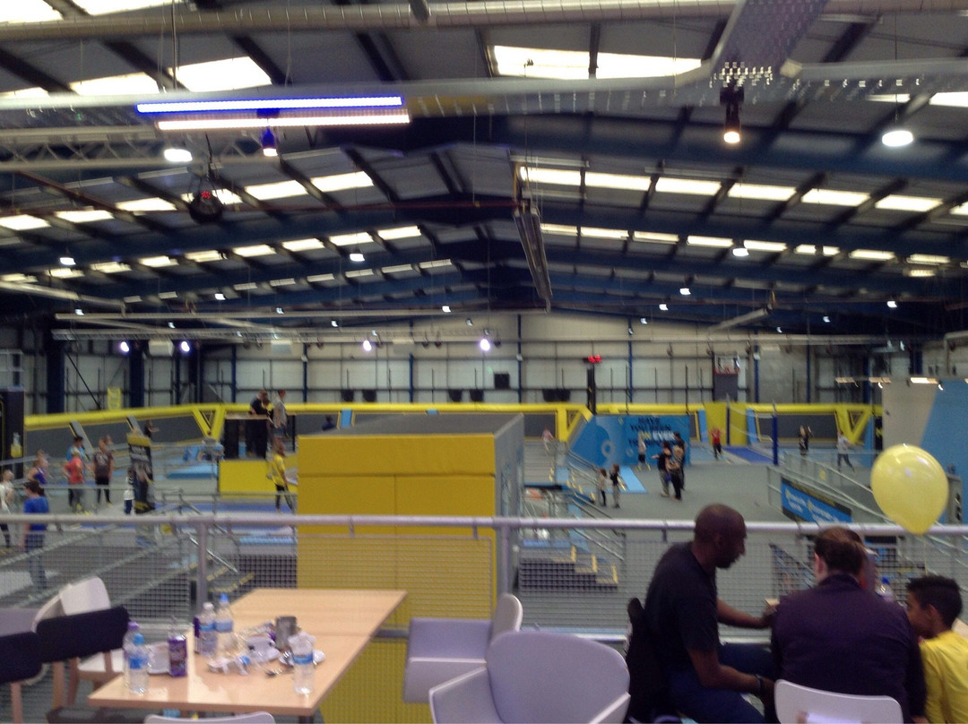 Oxygen Freejumping Trampoline Park-曼彻斯特必去景点