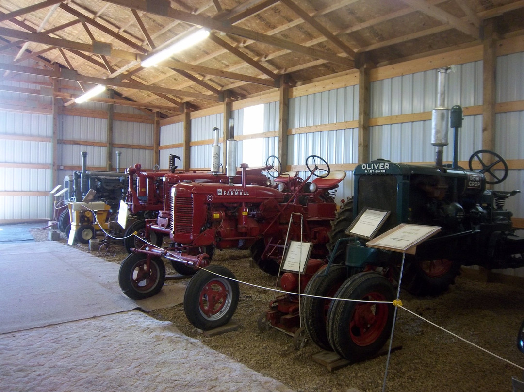 South Dakota Tractor Museum景点图片