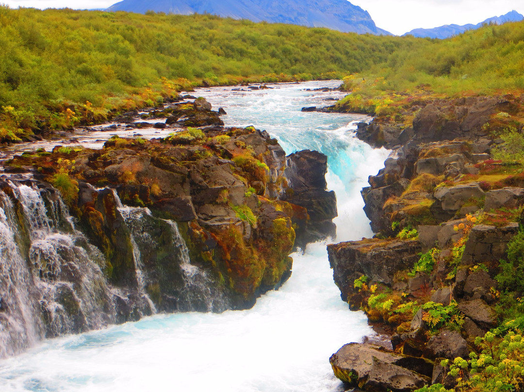 Bruarfoss Waterfall 蒂芬尼藍瀑布景点图片