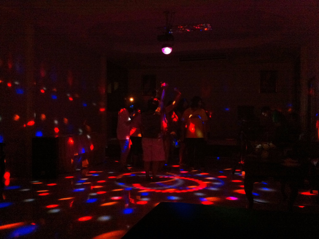 轻松微笑度假村主图