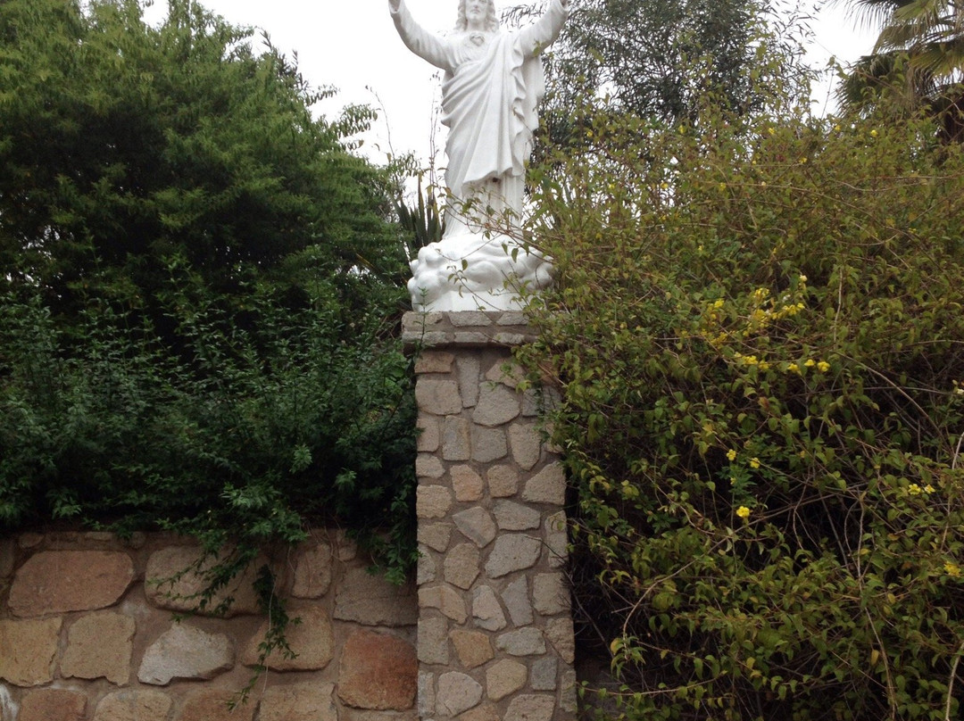 Rinconada de Silva, Cristo de Madera-San Felipe必去景点