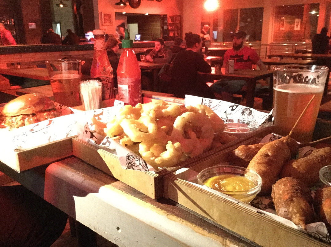 Bloubergstrand餐馆和美食-Jerry's Burger Bar