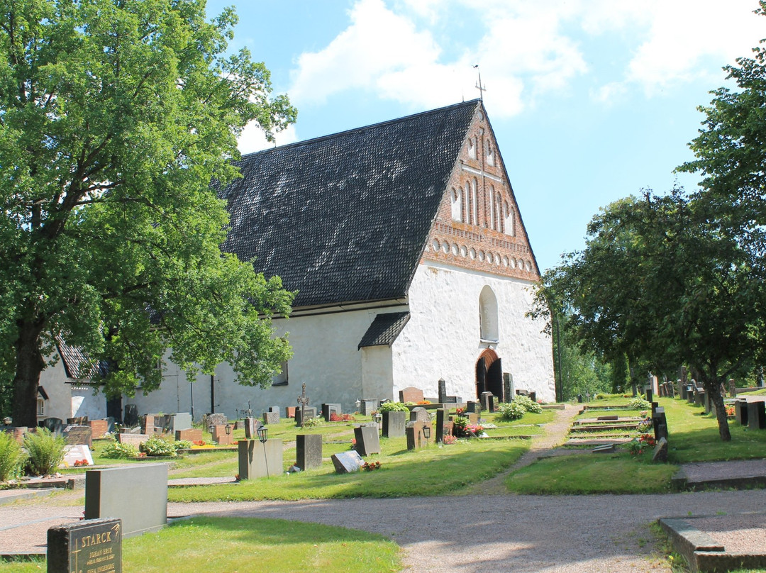 Labby旅游景点-St Michael Church