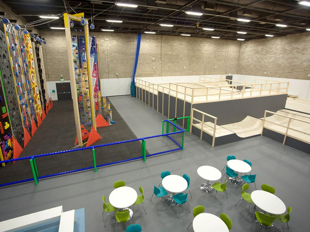 Howe Bridge Leisure Centre景点图片