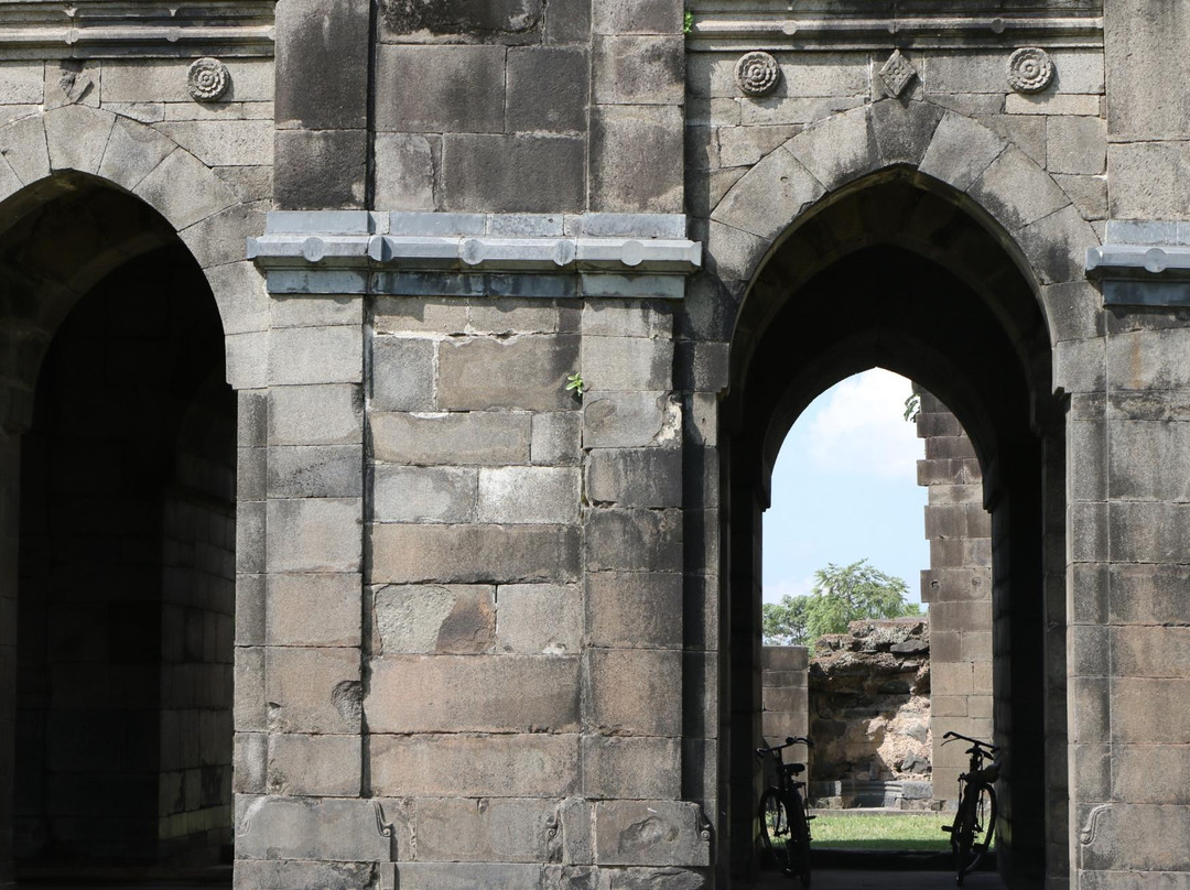 Baroduari Mosque景点图片