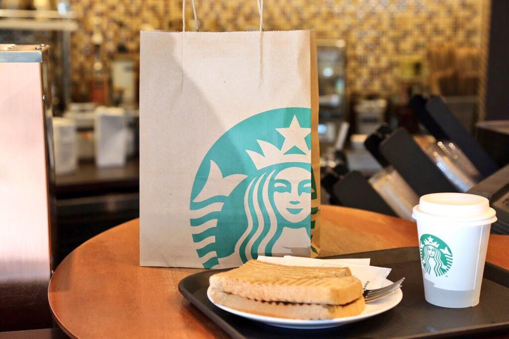 昌原市餐馆和美食-Starbucks Changwon Yongji Lake