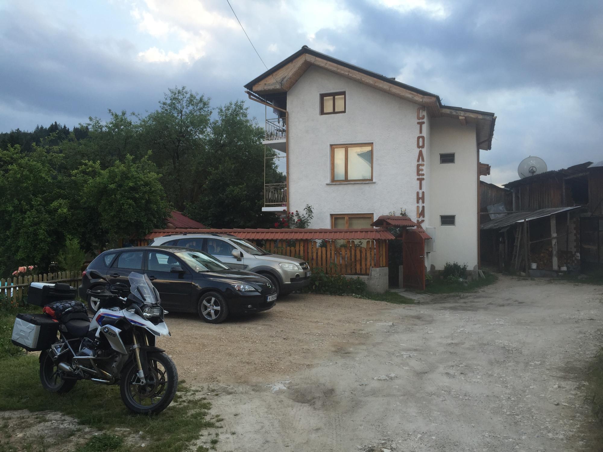Guest House Stoletnika-客卧