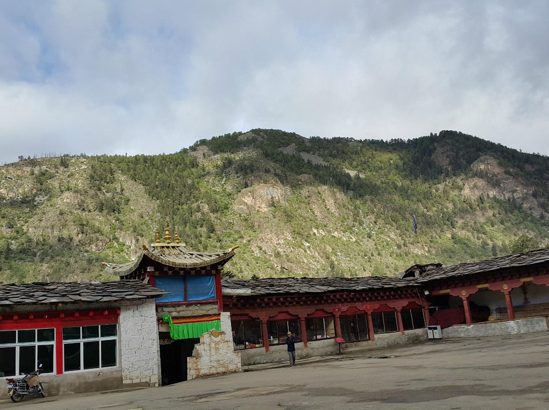 奔波寺景点图片