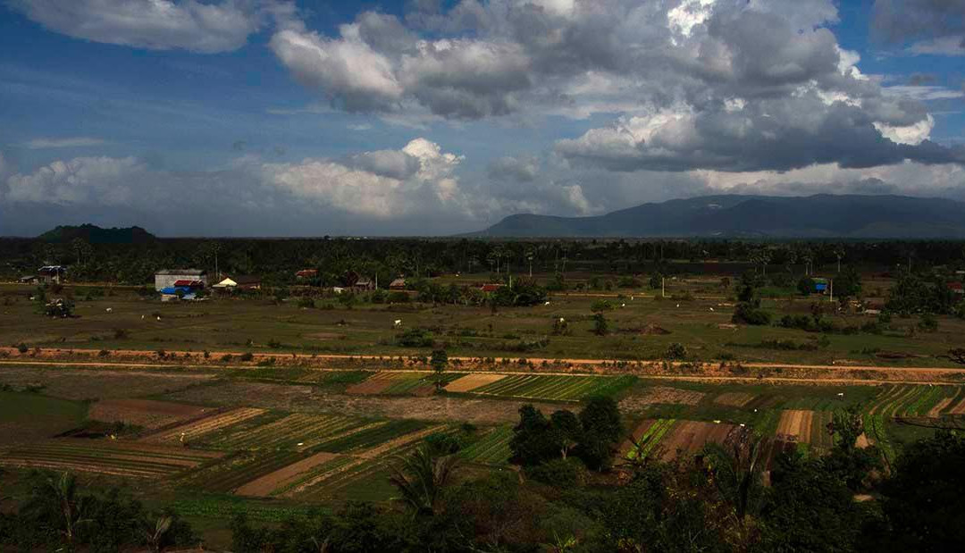 Phnom Chhngok Cave Temple-贡布必去景点
