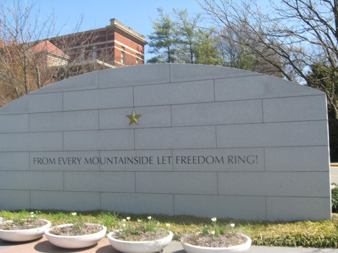 East Tennessee Veterans Memorial景点图片