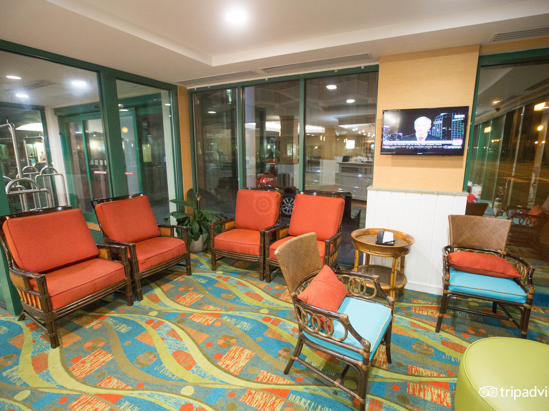Holiday Inn & Suites Virginia Beach - North Beach, an IHG hotel