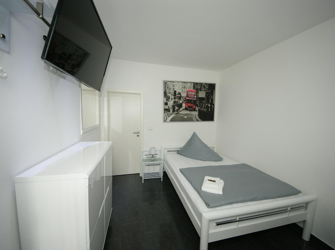 玫瑰广场 - 加尔尼酒店主图