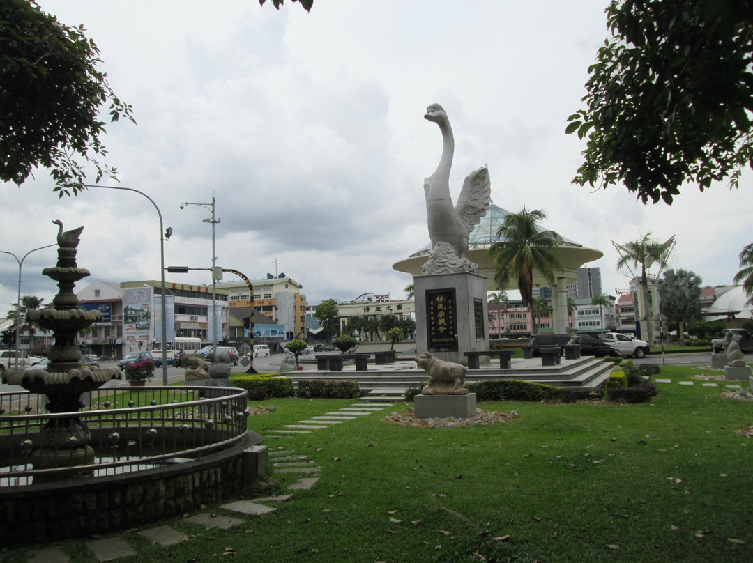 Lin's Swan Garden-诗巫必去景点