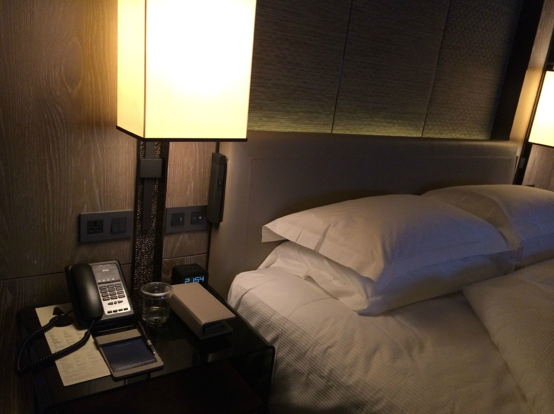 深圳东华假日酒店主图