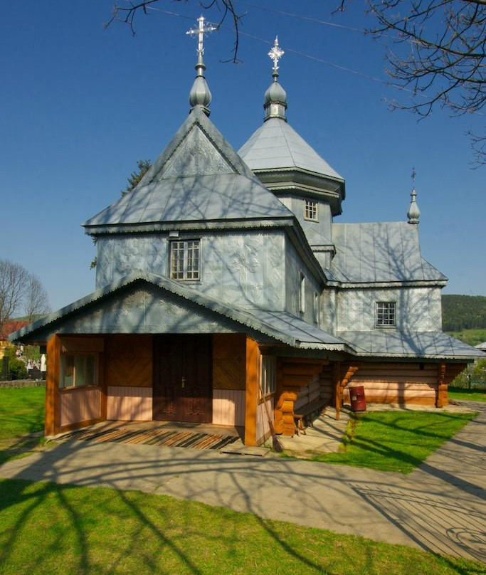 Starunya旅游景点-St. Michael's Wooden Church