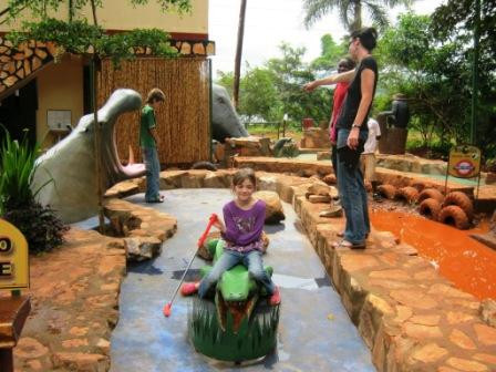 Big Game Mini Golf-金贾必去景点