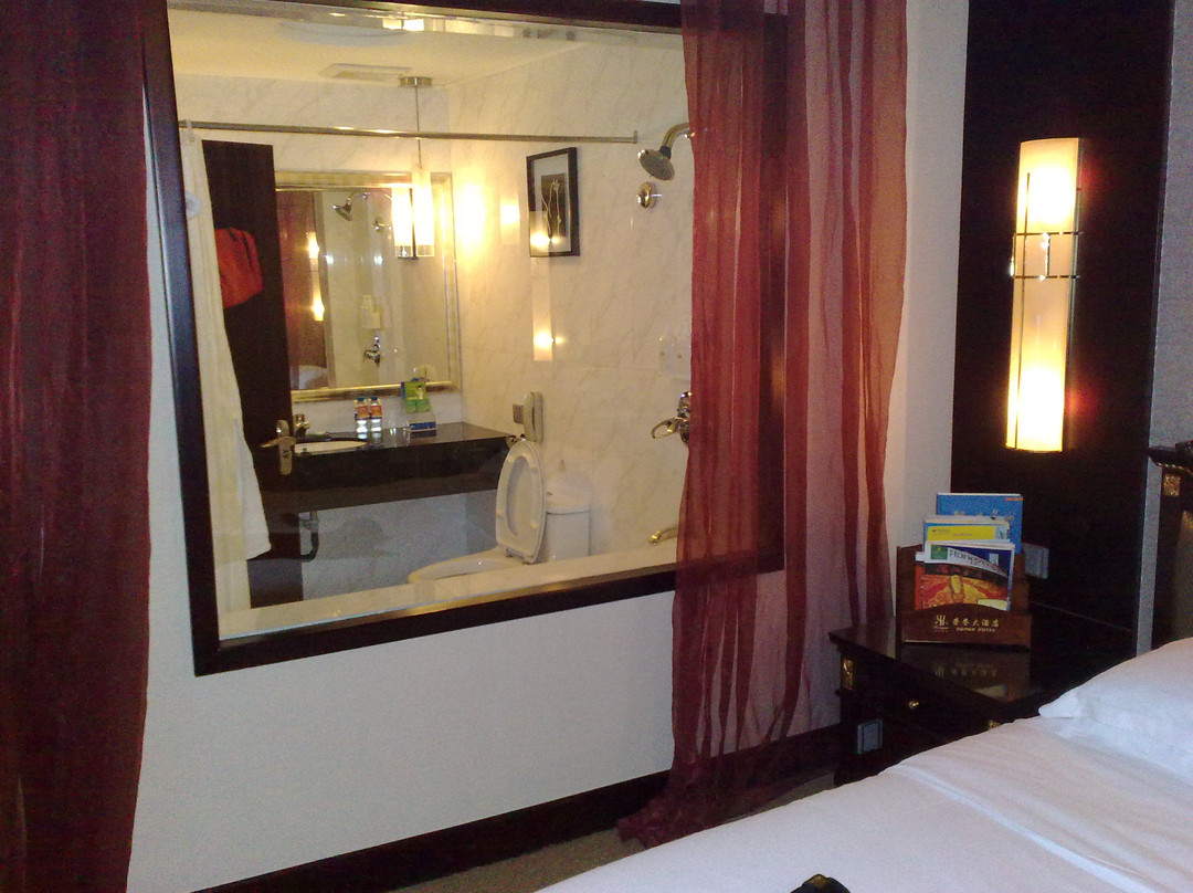 荣誉国际酒店主图