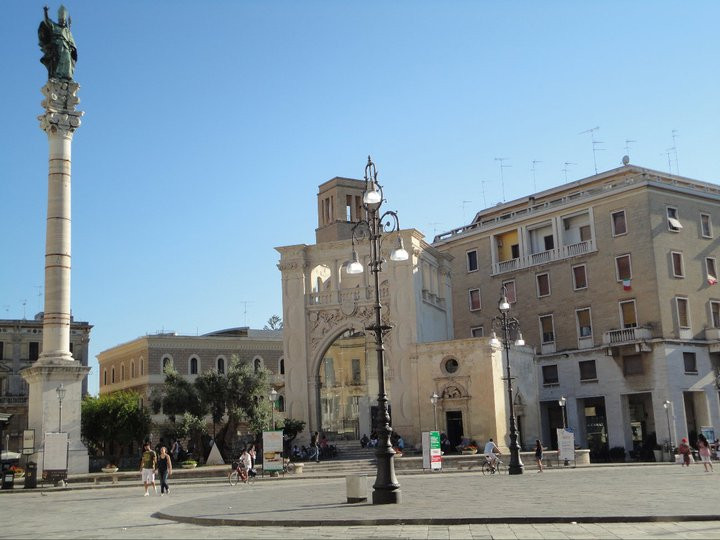 Colonna di Sant'Oronzo-莱切必去景点
