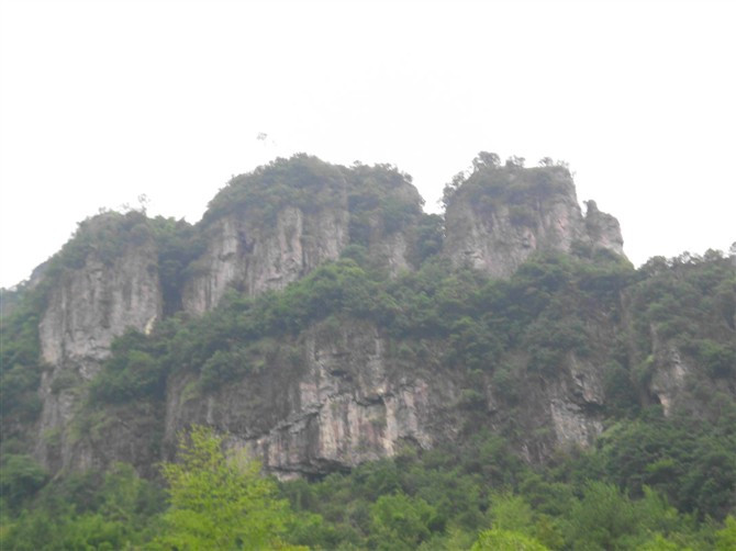 显胜门景点图片