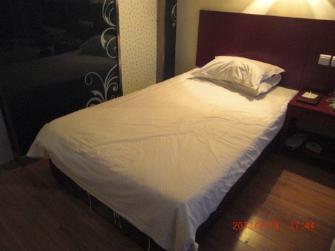 南京如家夫子庙武定门地铁站店-客卧