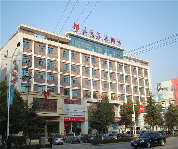 五月天大酒店主图