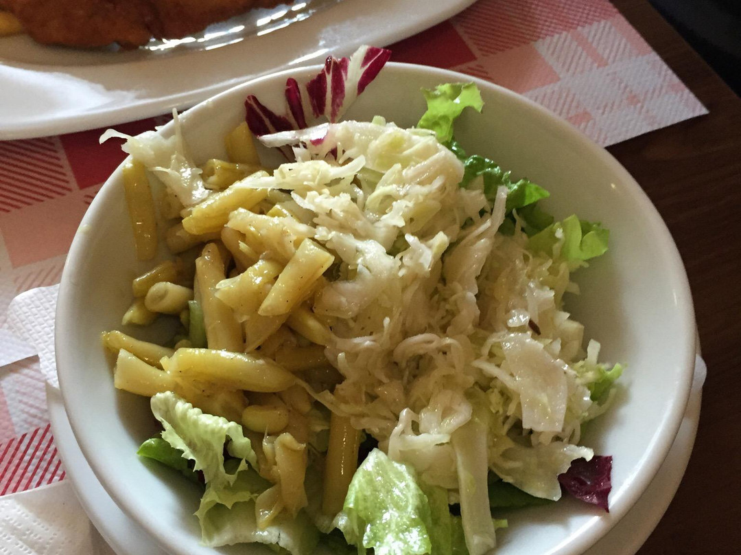 Markovci餐馆和美食-Gostilna Luznik