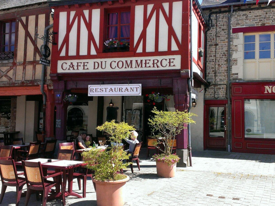 Gennes-sur-Seiche餐馆和美食-Bar Brasserie Le Commerce
