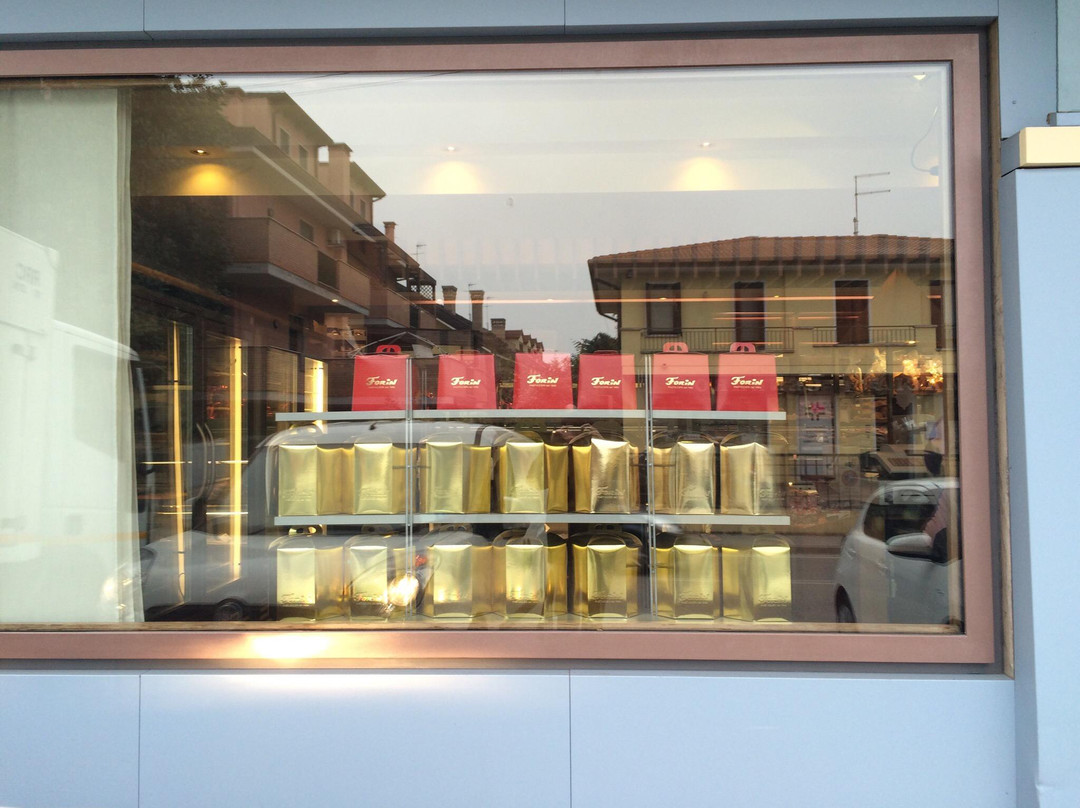 Camin餐馆和美食-Pasticceria Forin