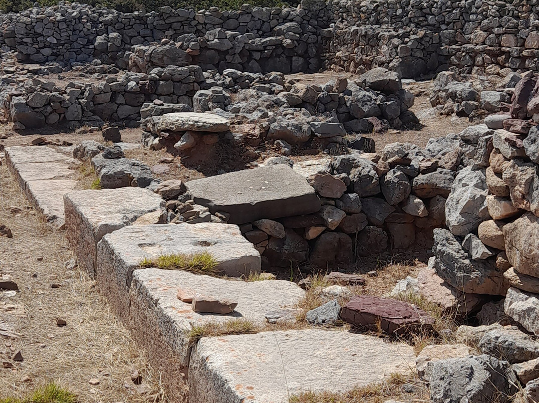 Archaeological Site Palekastro景点图片