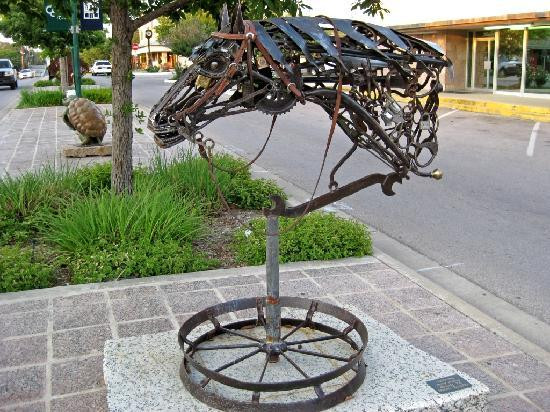 Sculpture on Main-Marble Falls必去景点