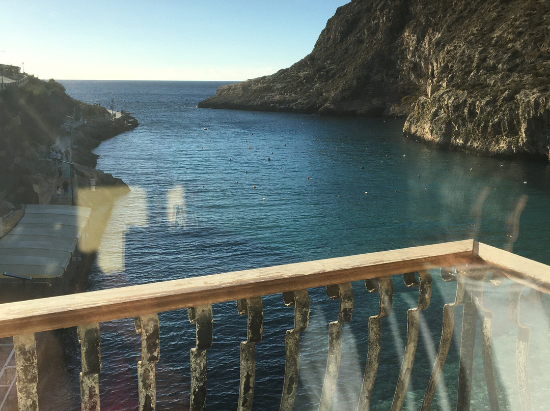 圣安德烈酒店主图