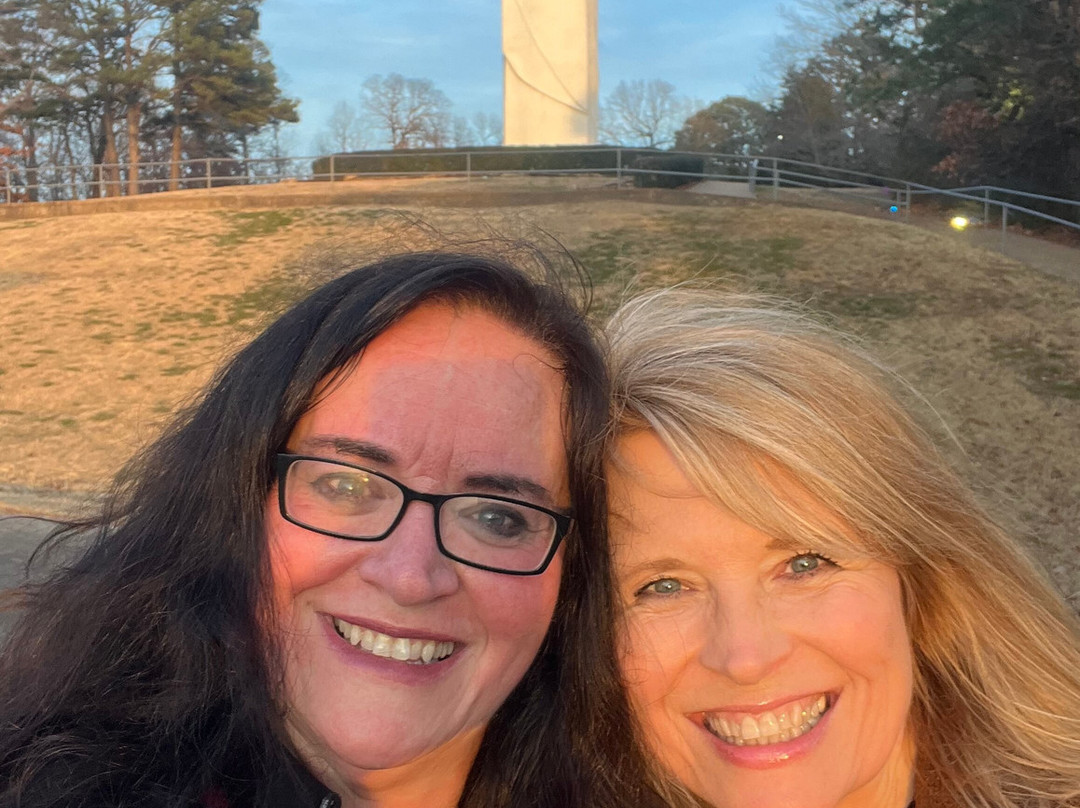 Statue Road Inn主图