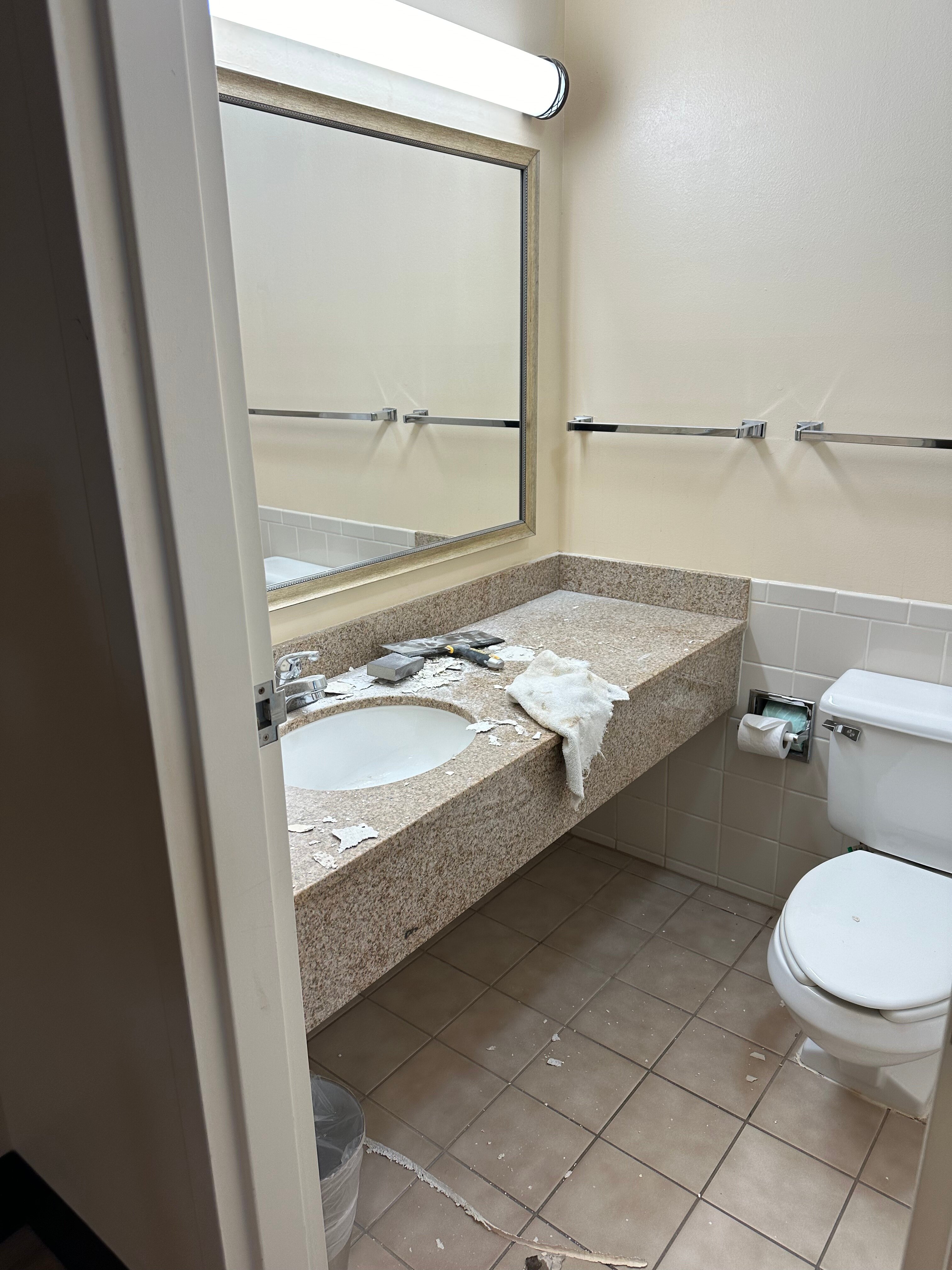 Radisson Hotel Lenexa Overland Park-浴室
