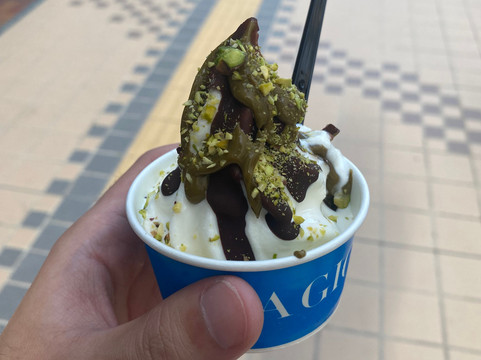 ピッツェリア エ バール ラ・ジョストラ