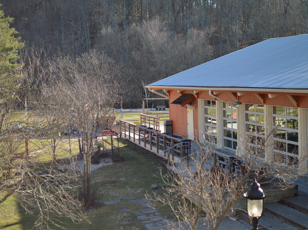 Brown County Inn主图