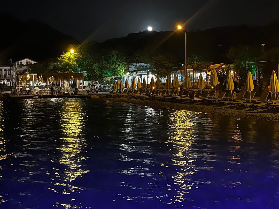 Base Selimiye