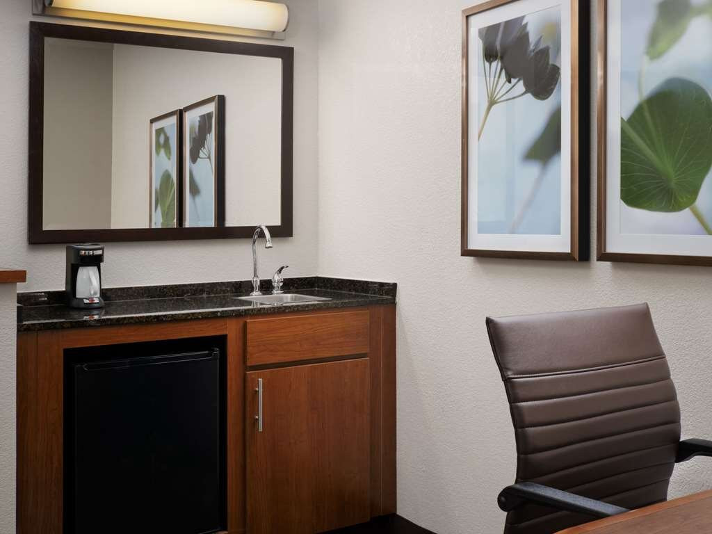 Hyatt Place Columbus Dublin主图