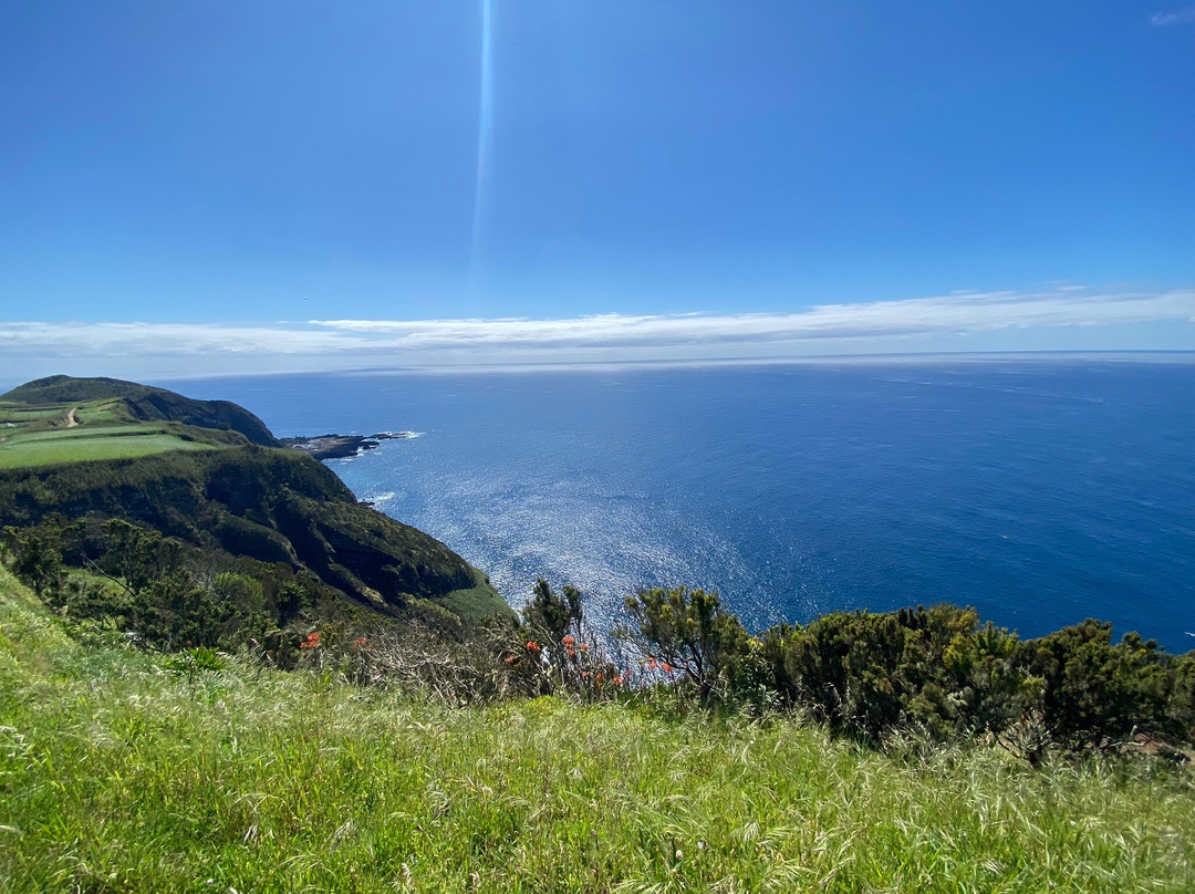 Miradouro da Ponta do Escalvado-Varzea必去景点