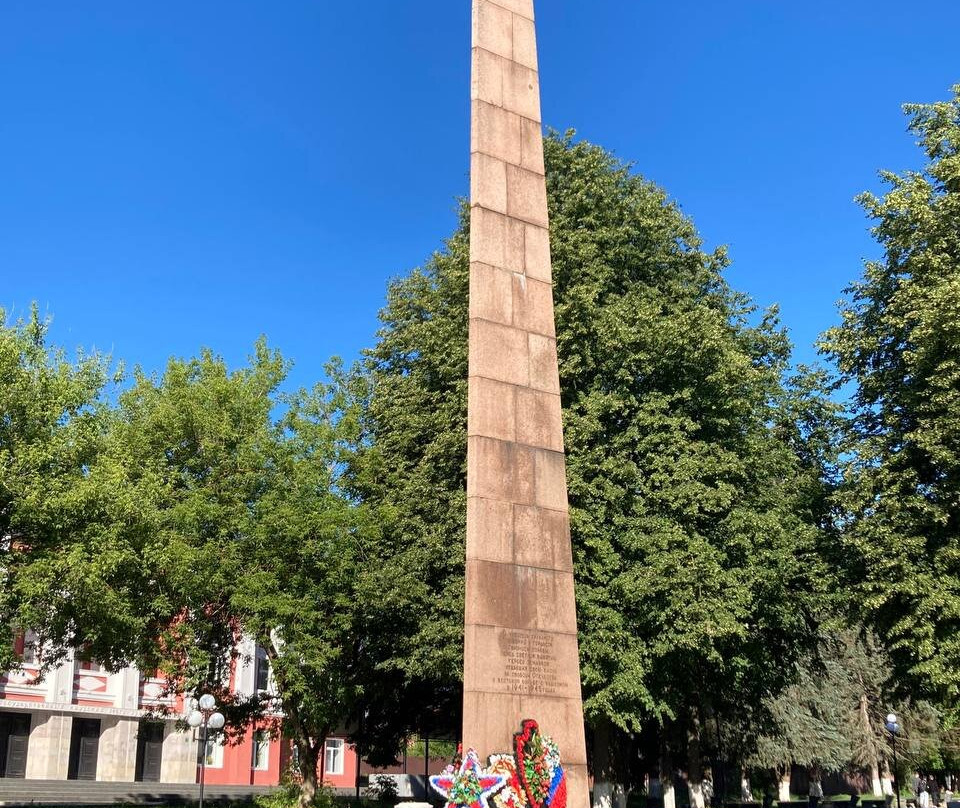 Obelisk to the Soldiers Who Died During the Great Patriotic War景点图片