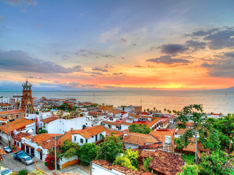 BOUTIQUE TOURS-瓦拉塔港必去景点