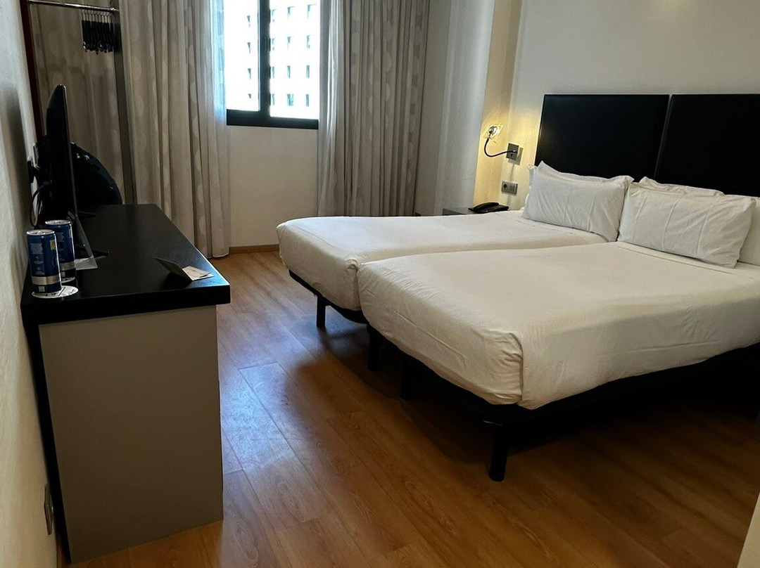 水景三号舒适酒店主图