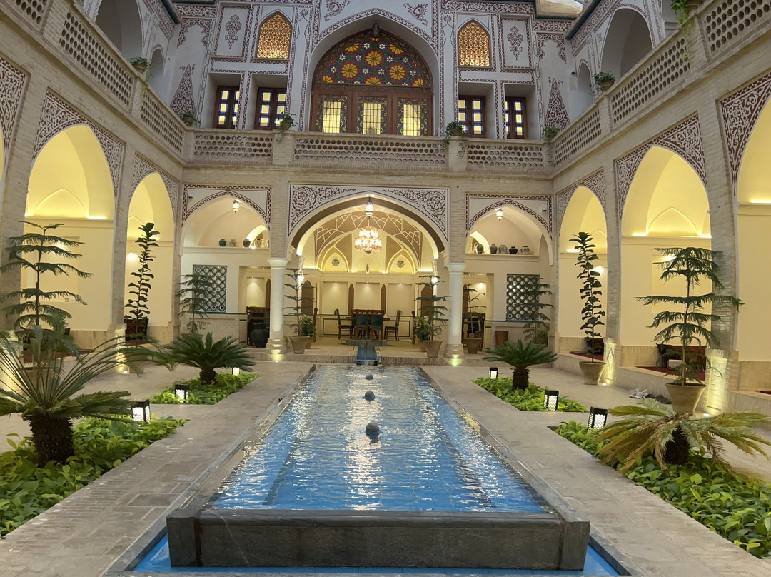 Mandegar Palace主图